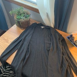 Small Medium-Weight Gray Loft Cardigan